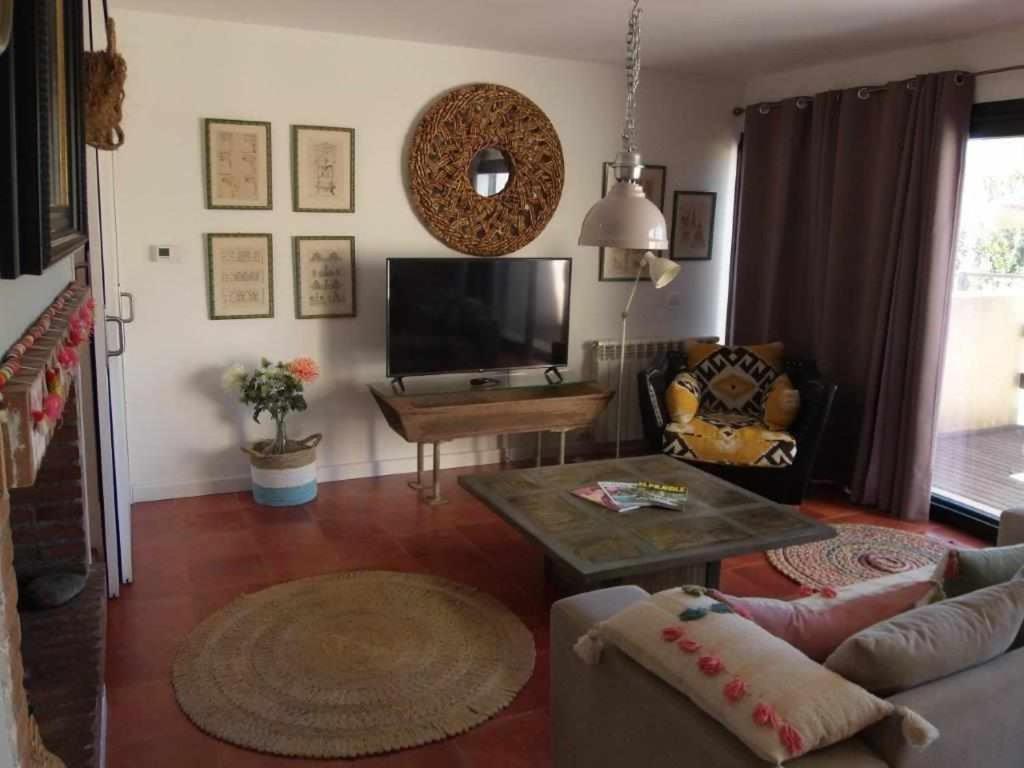 Casa Iona Chalet Adosado Con Vistas A La Montana นาวาร์เรดอนดา เด เกรโดส ภายนอก รูปภาพ