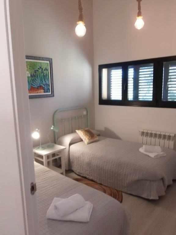 Casa Iona Chalet Adosado Con Vistas A La Montana นาวาร์เรดอนดา เด เกรโดส ภายนอก รูปภาพ